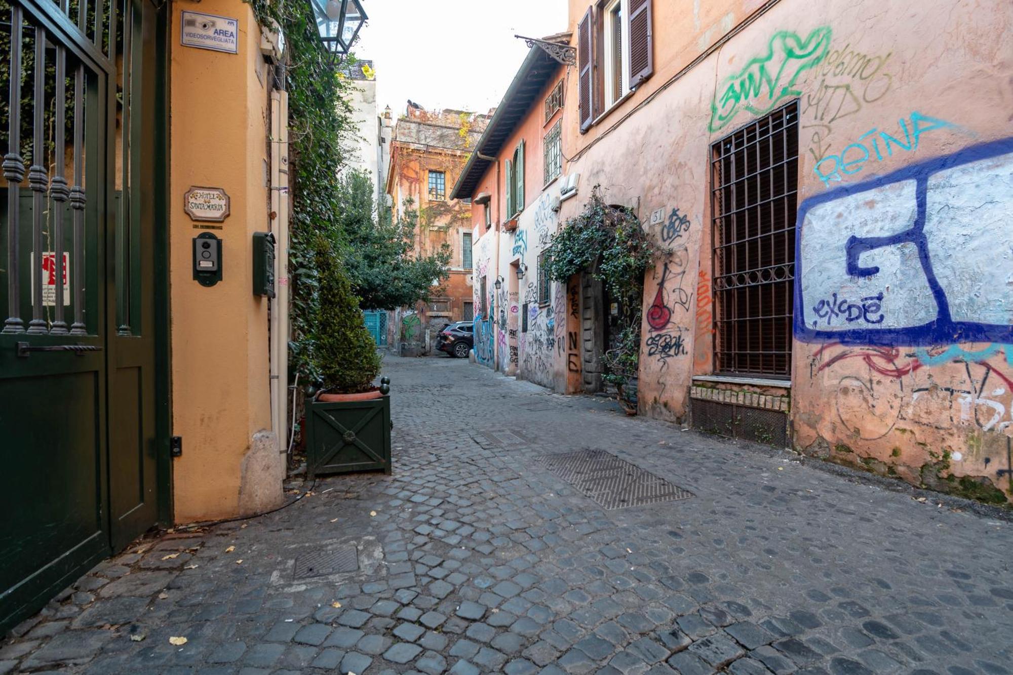 Casa Trasteverina Rome Exterior photo